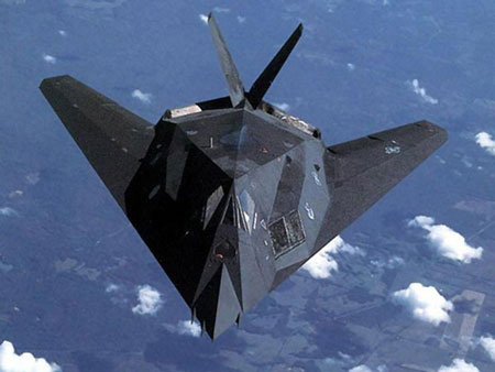 资料:美军F-117隐形战略轰炸机(附图)